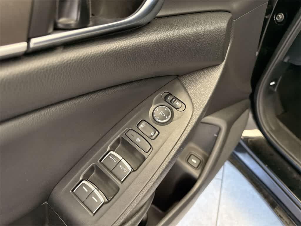 used 2022 Honda Accord Hybrid car, priced at $25,266