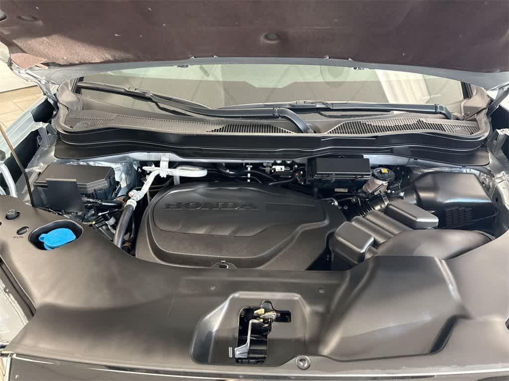 used 2025 Honda Ridgeline car, priced at $41,952
