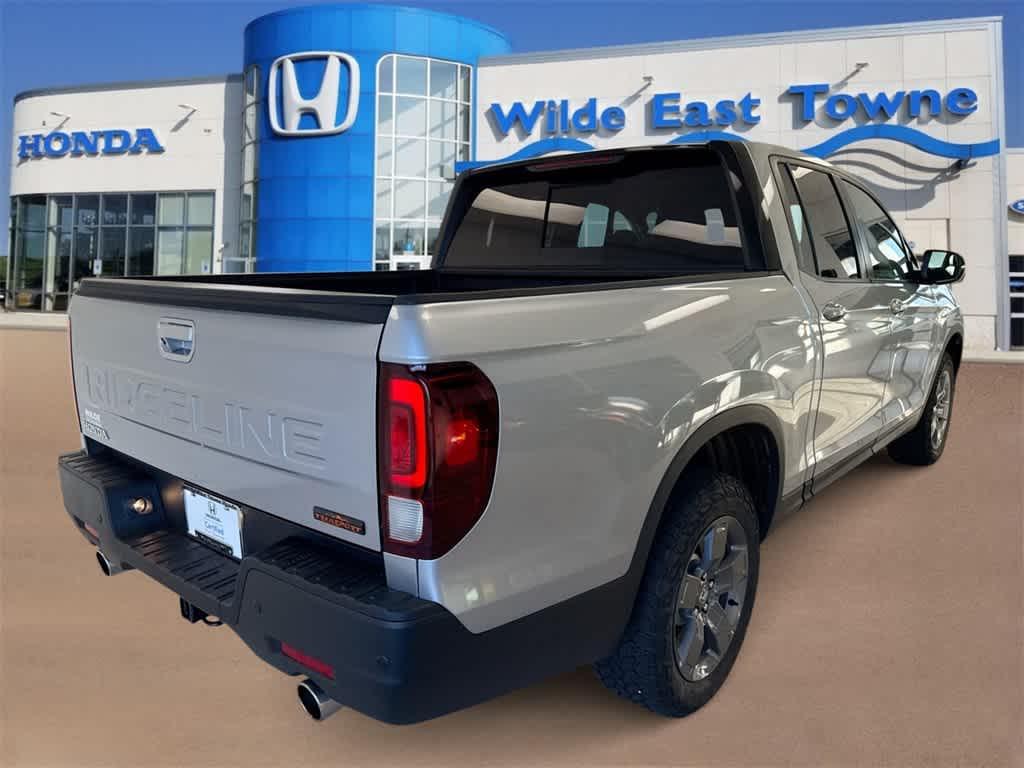 used 2025 Honda Ridgeline car, priced at $41,952