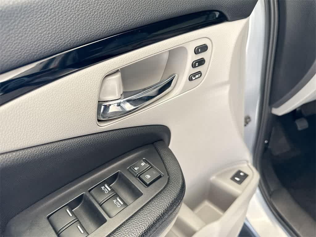 used 2017 Honda Pilot car, priced at $18,486