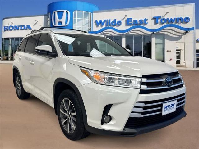 used 2018 Toyota Highlander car, priced at $17,805