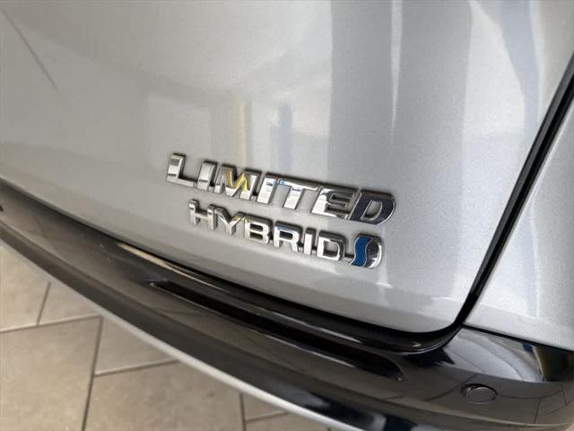 used 2022 Toyota Sienna car, priced at $41,324