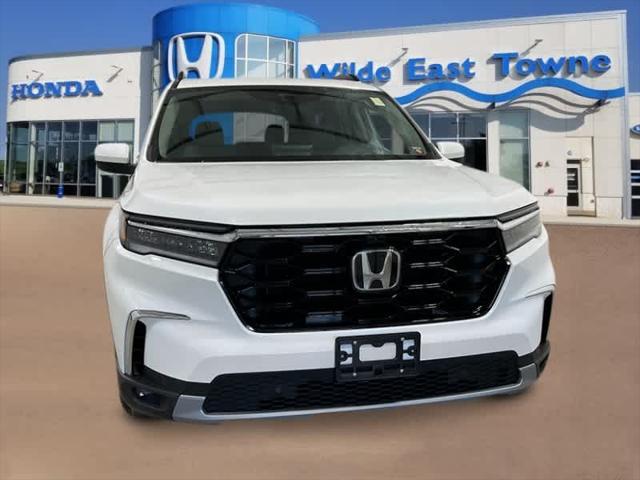 new 2025 Honda Pilot car, priced at $54,235