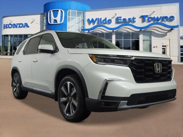 new 2025 Honda Pilot car, priced at $51,450