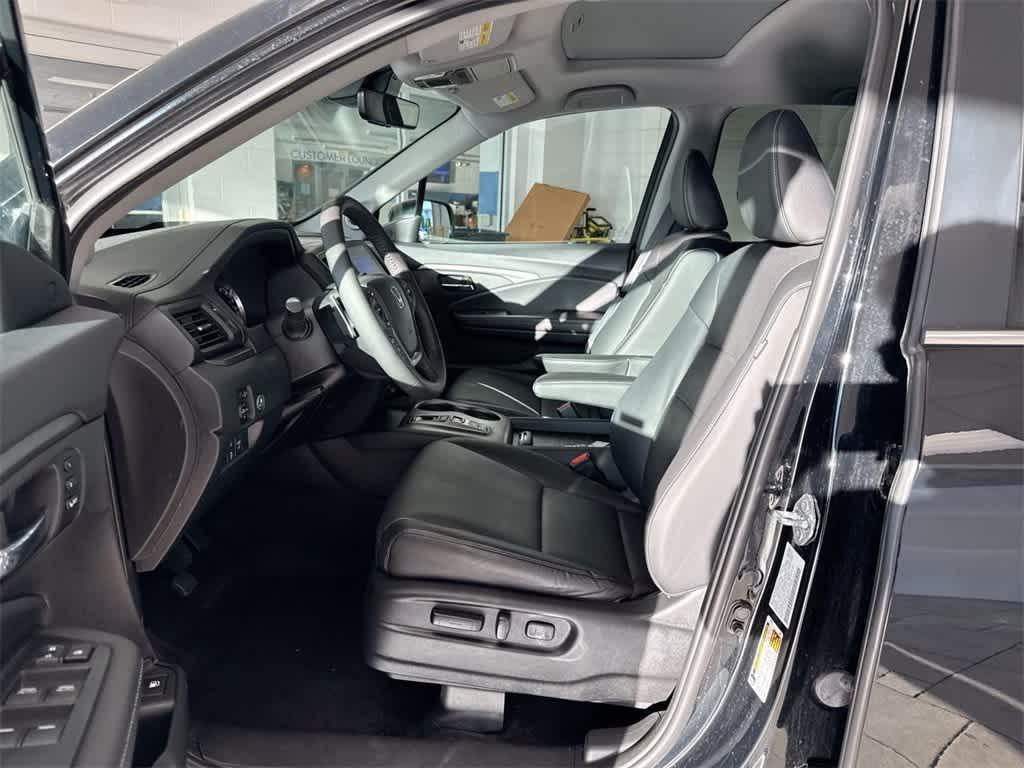 used 2022 Honda Ridgeline car, priced at $29,306