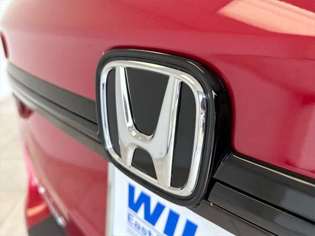used 2025 Honda Odyssey car, priced at $45,233