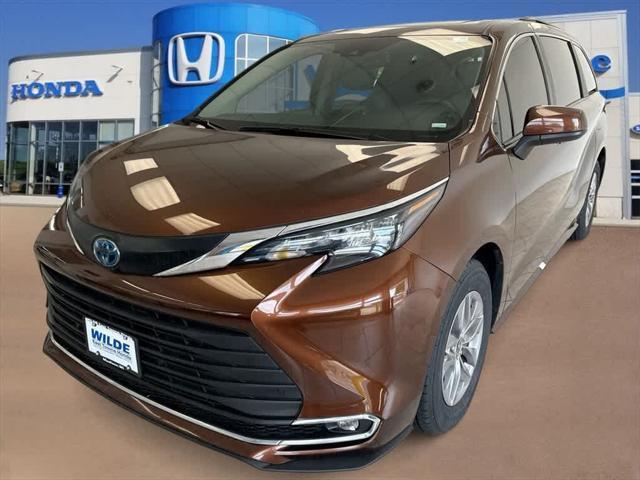 used 2024 Toyota Sienna car, priced at $44,856