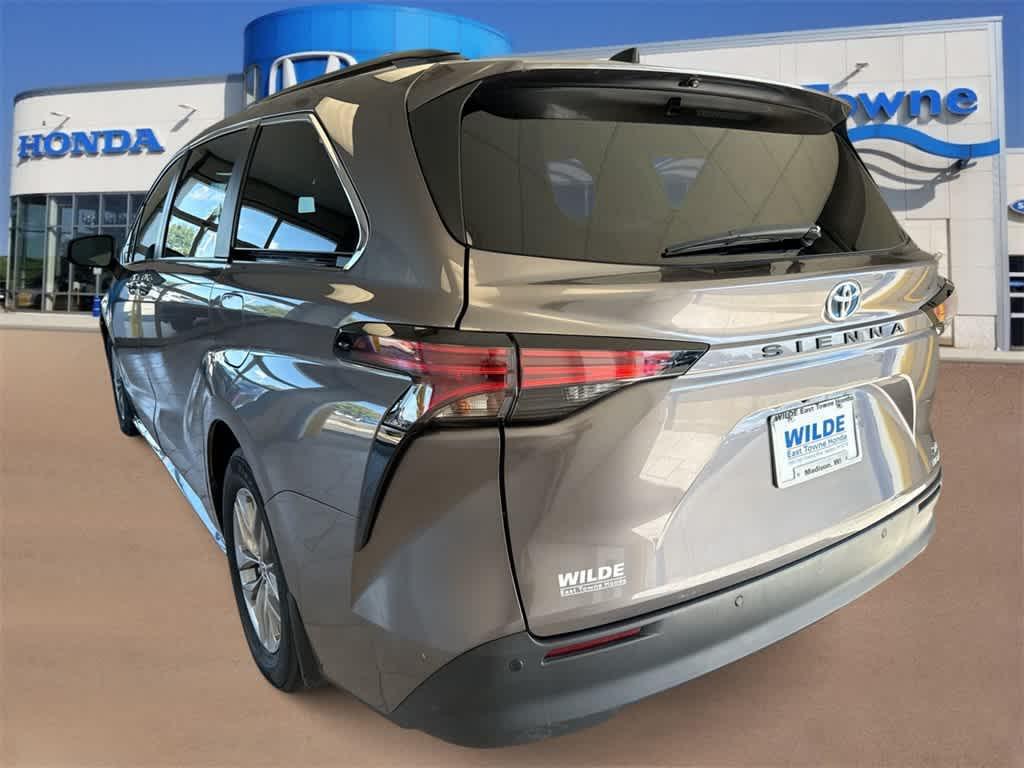 used 2022 Toyota Sienna car, priced at $41,959