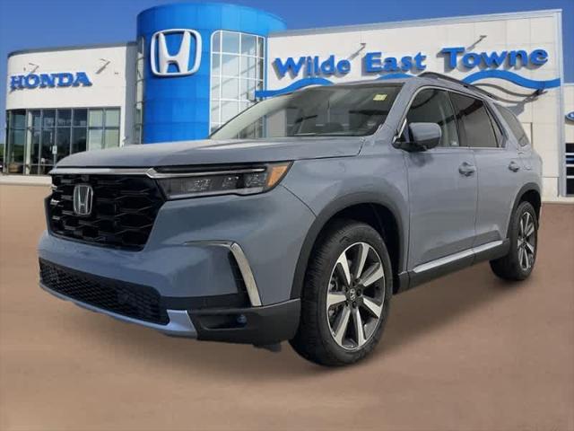 new 2025 Honda Pilot car, priced at $54,930