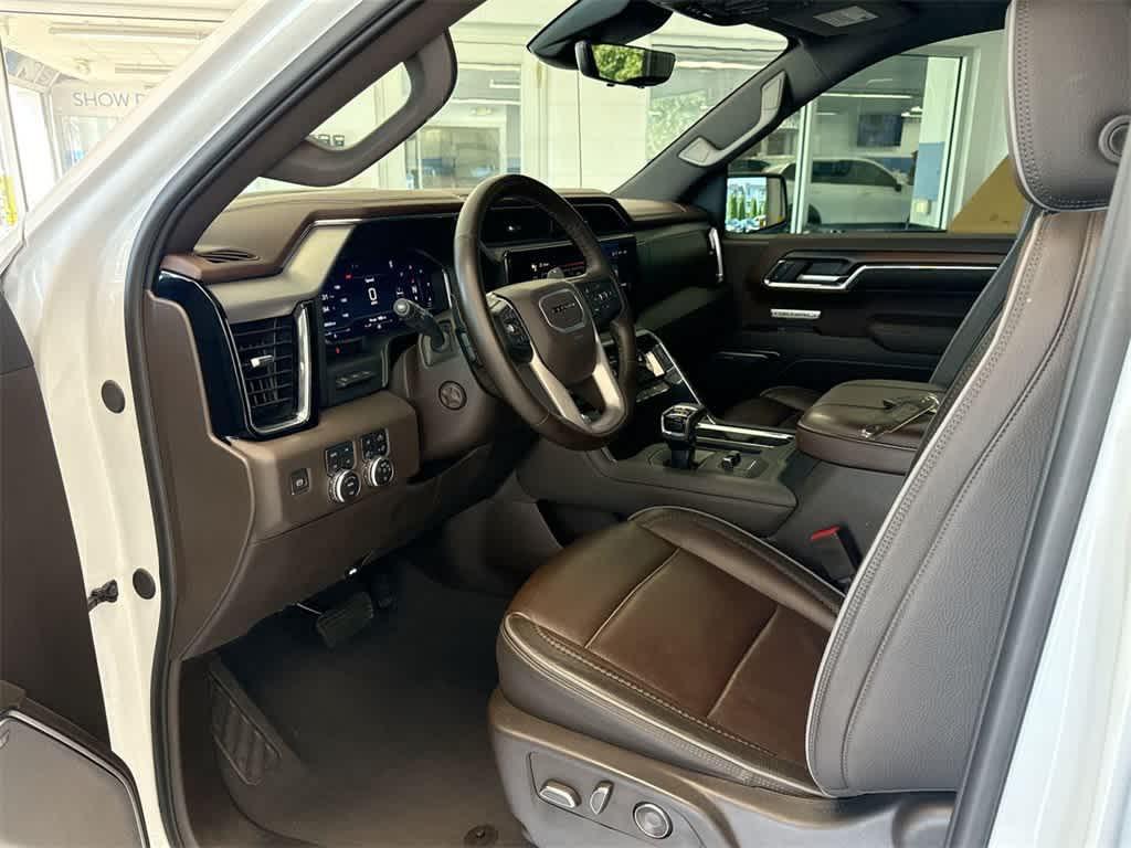used 2024 GMC Sierra 1500 car, priced at $55,000