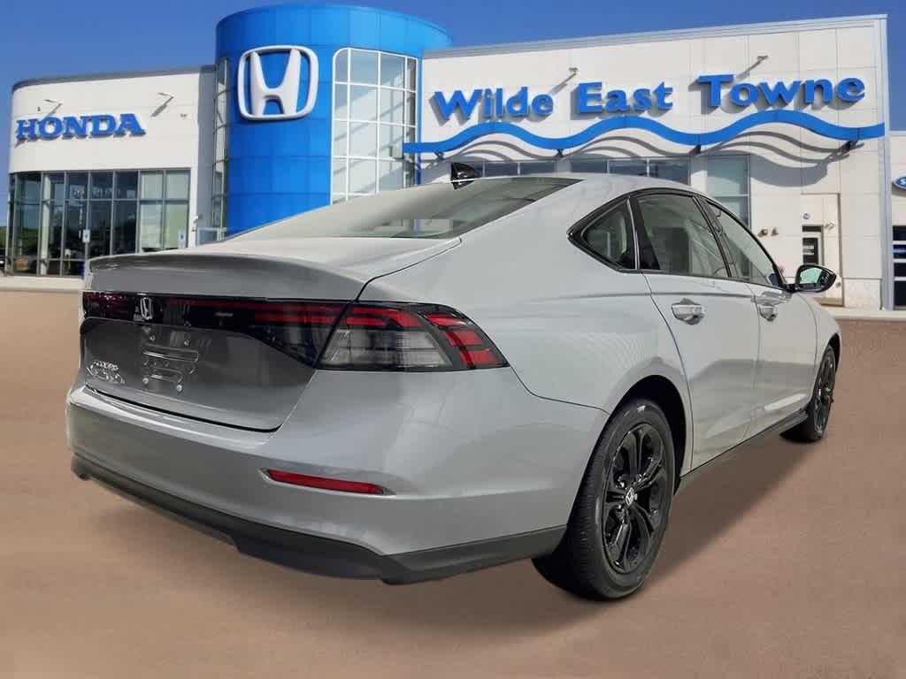 new 2025 Honda Accord car, priced at $30,901