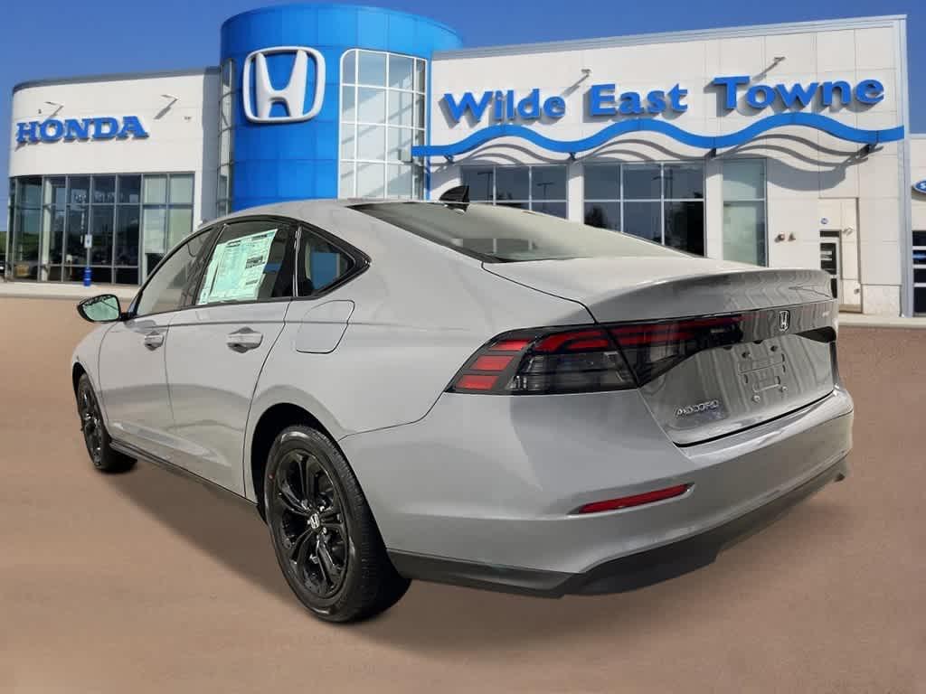 new 2025 Honda Accord car, priced at $30,901
