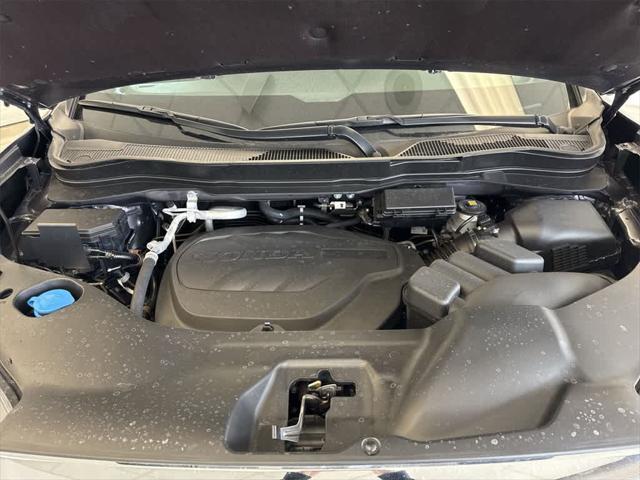 used 2025 Honda Ridgeline car, priced at $42,178