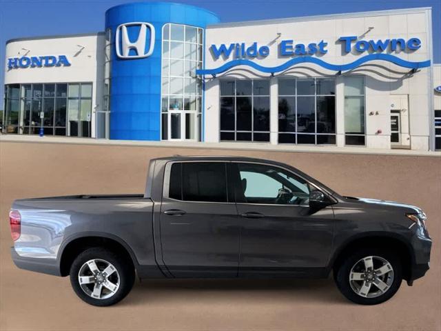 used 2025 Honda Ridgeline car, priced at $42,178