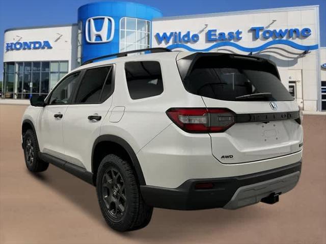 new 2025 Honda Pilot car, priced at $48,740