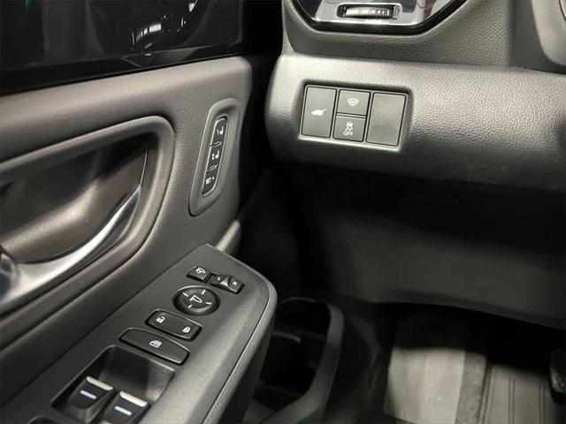 new 2025 Honda Pilot car, priced at $48,740