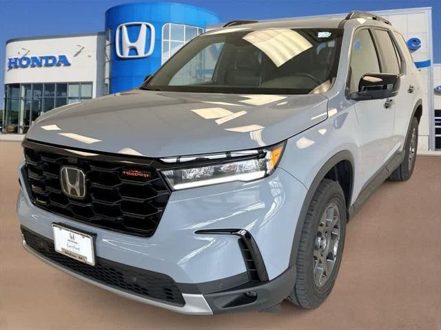 used 2024 Honda Pilot car, priced at $43,867