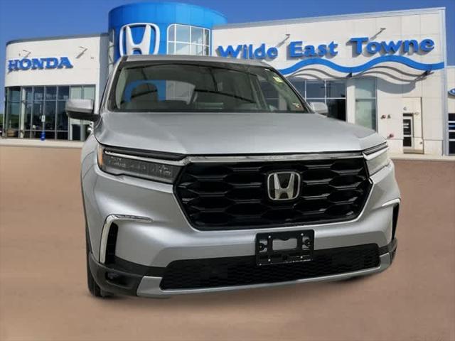 new 2025 Honda Pilot car, priced at $46,550