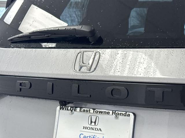 used 2025 Honda Pilot car, priced at $43,703