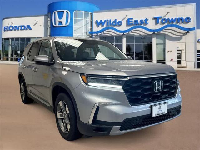 used 2025 Honda Pilot car, priced at $43,703