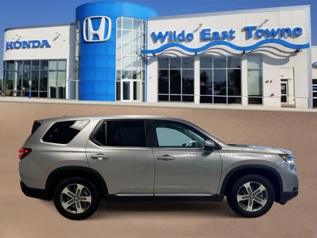 used 2025 Honda Pilot car, priced at $43,703