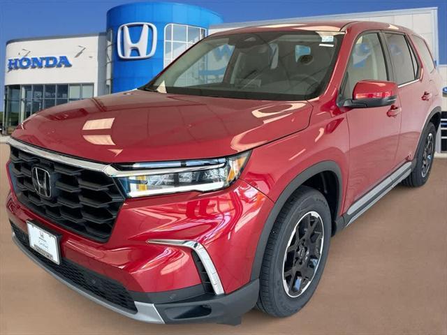 used 2025 Honda Pilot car, priced at $44,757