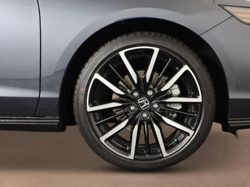 new 2025 Honda Accord Hybrid car, priced at $39,950