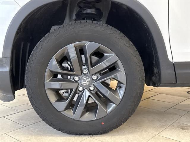used 2025 Honda Ridgeline car, priced at $39,986