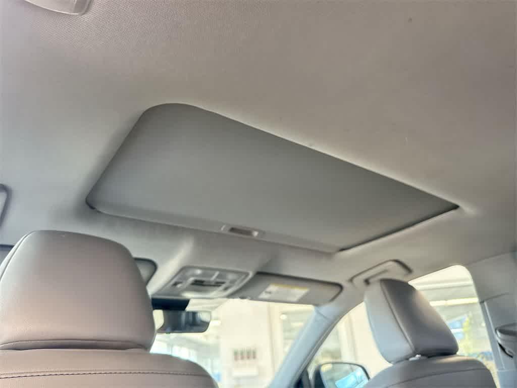 used 2019 Toyota Highlander car, priced at $26,169