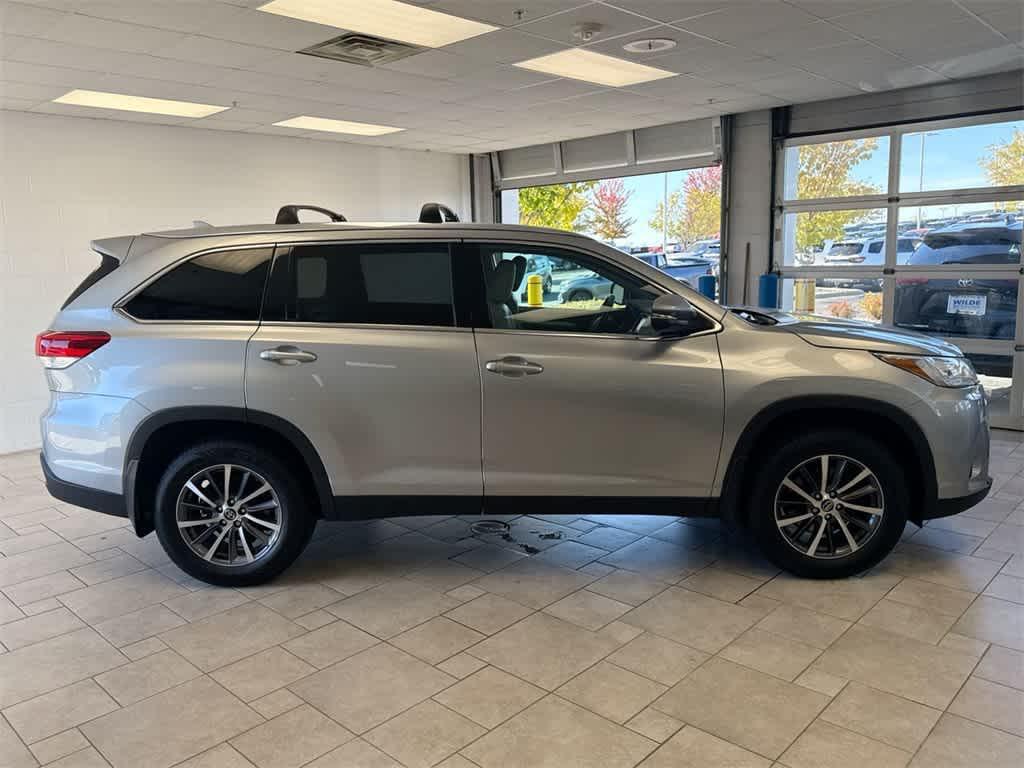used 2019 Toyota Highlander car, priced at $26,169