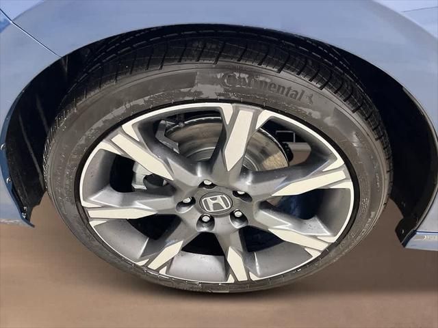 new 2025 Honda Civic Hybrid car