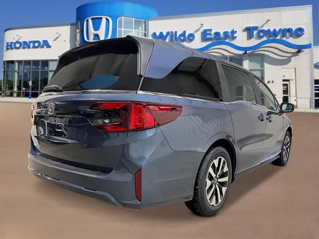 new 2026 Honda Odyssey car, priced at $43,090