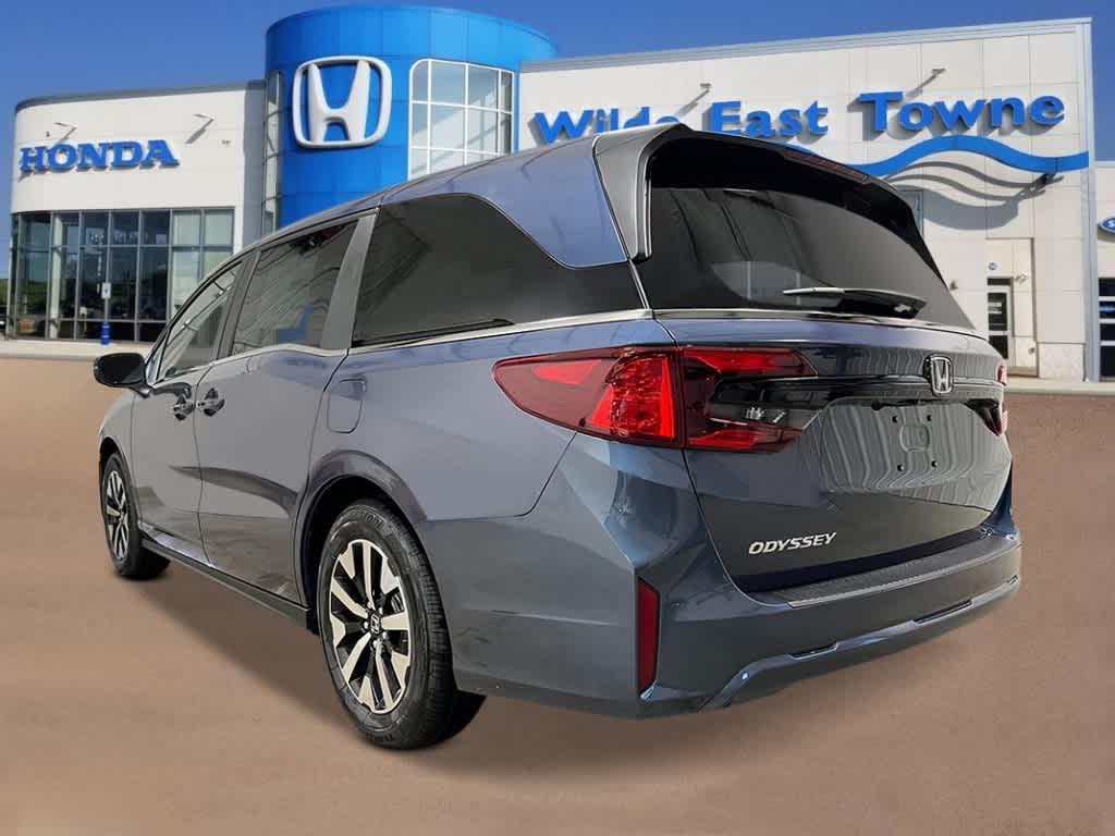 new 2026 Honda Odyssey car, priced at $43,090