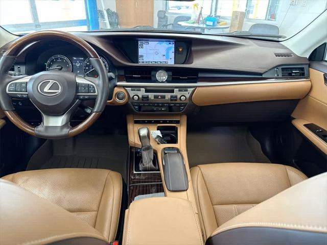 used 2016 Lexus ES 350 car, priced at $18,904