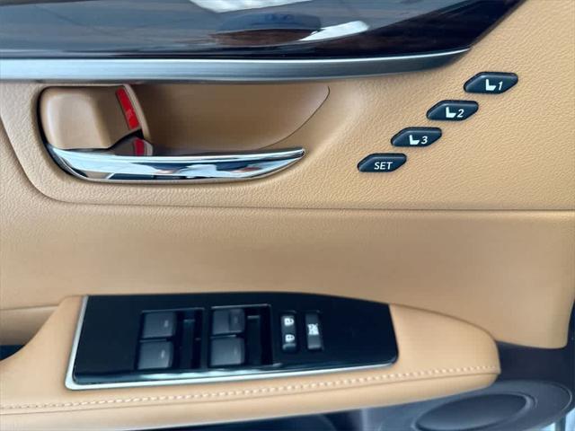 used 2016 Lexus ES 350 car, priced at $18,904