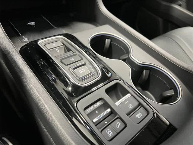 new 2025 Honda Pilot car, priced at $52,929