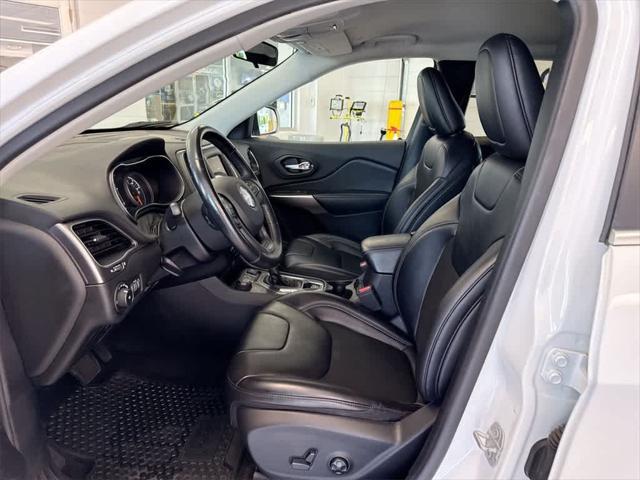 used 2019 Jeep Cherokee car, priced at $14,898
