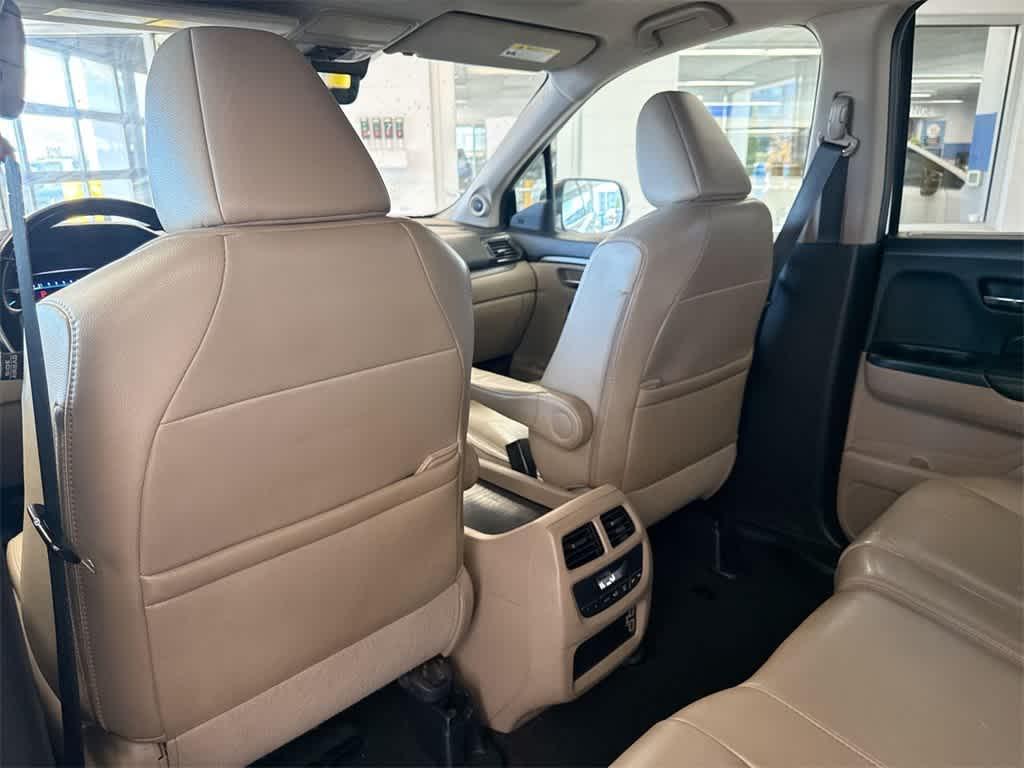 used 2019 Honda Pilot car, priced at $19,786