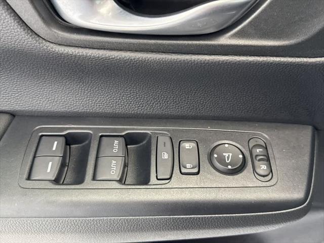 used 2025 Honda CR-V Hybrid car, priced at $35,959