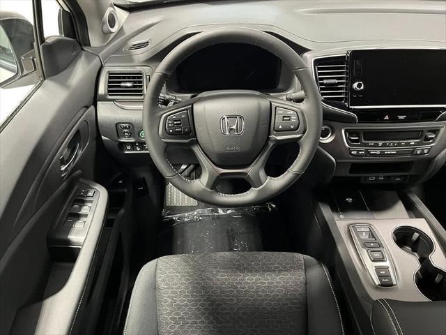 new 2025 Honda Ridgeline car, priced at $40,178