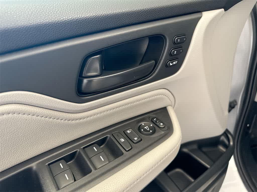 used 2019 Honda Odyssey car, priced at $25,421