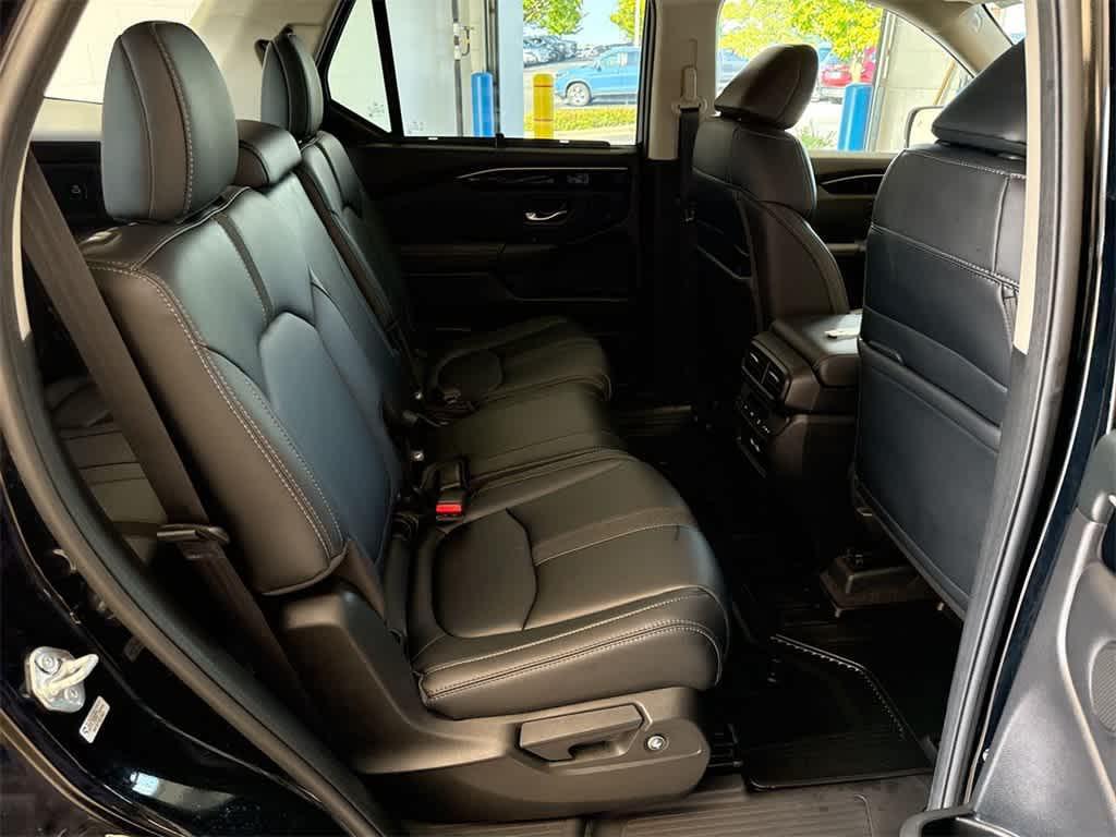 used 2023 Honda Pilot car, priced at $36,931