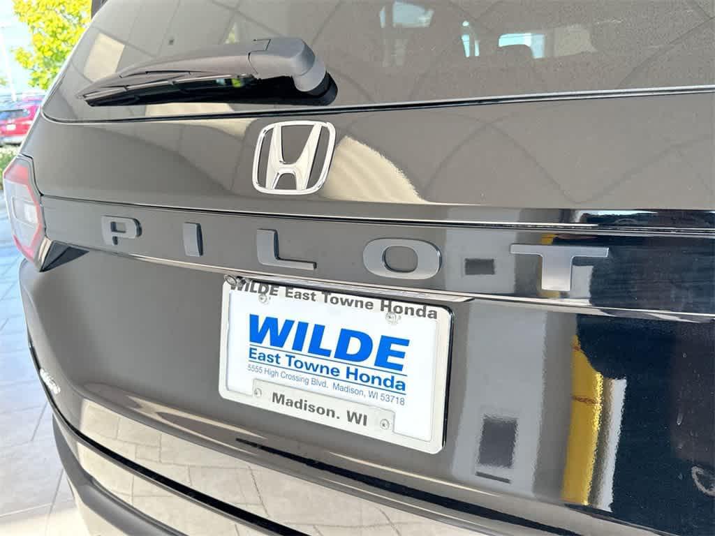 used 2023 Honda Pilot car, priced at $36,931