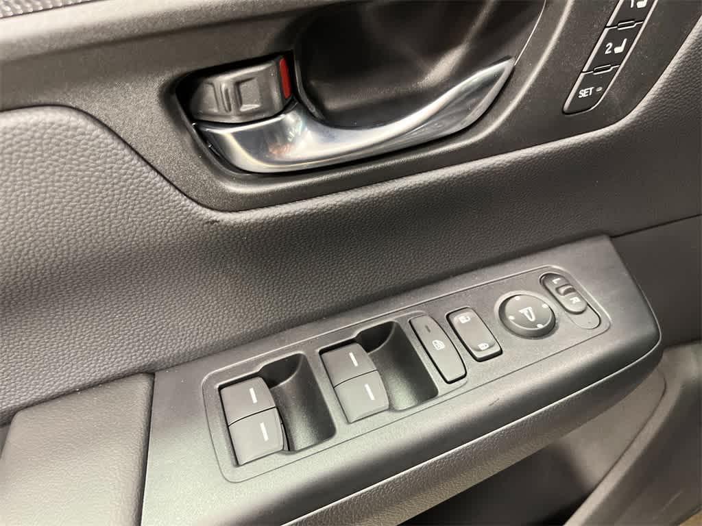 new 2026 Honda CR-V Hybrid car, priced at $39,591