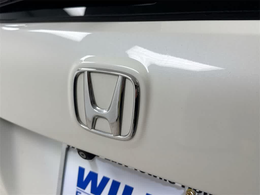 used 2016 Honda Pilot car, priced at $15,096