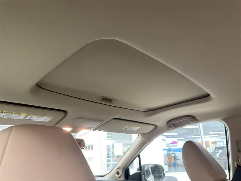 used 2016 Honda Pilot car, priced at $15,096