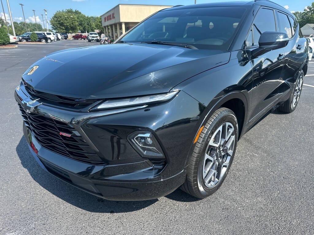 used 2024 Chevrolet Blazer car, priced at $35,995