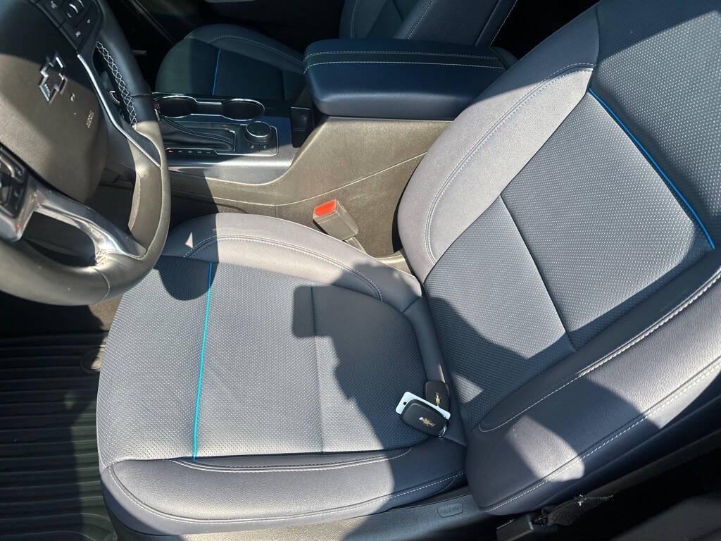 used 2024 Chevrolet Blazer car, priced at $35,995