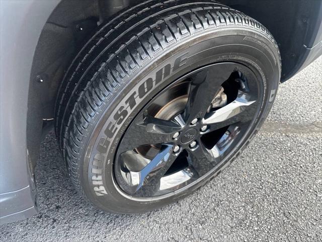 used 2023 Jeep Grand Cherokee L car, priced at $34,995