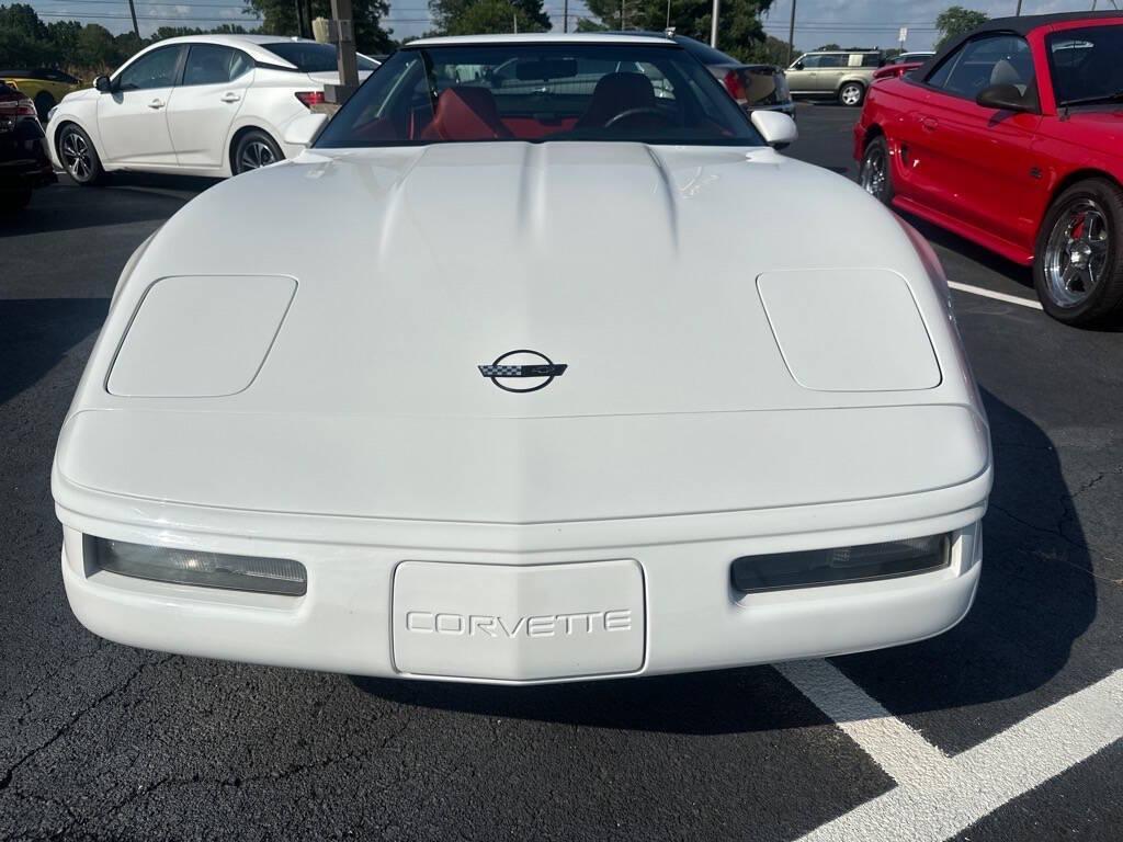 used 1995 Chevrolet Corvette car, priced at $12,995
